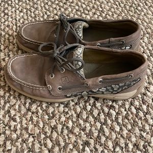 Sperry women’s boat shoe